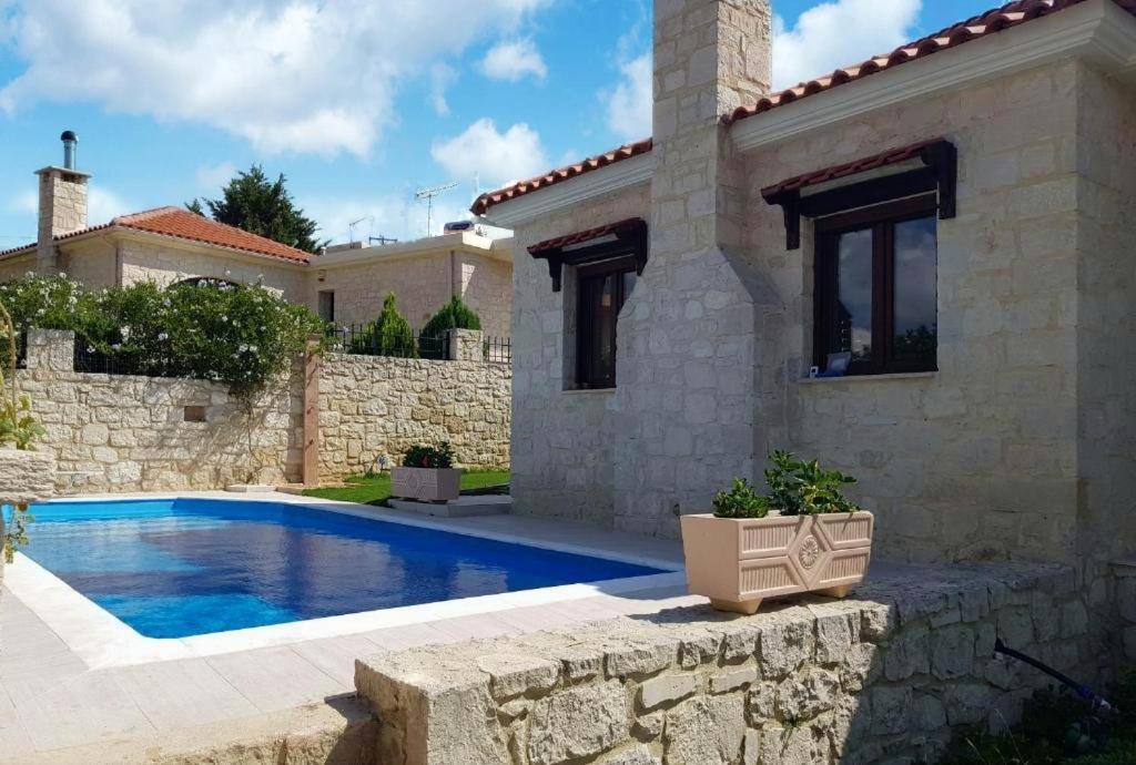 Heraklion Twins House - Private Pool Retreat Episkopí- Rethimno Dış mekan fotoğraf